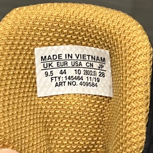 Salomon Hiking Boots - Mens Size 10 - Picture 3 of 7